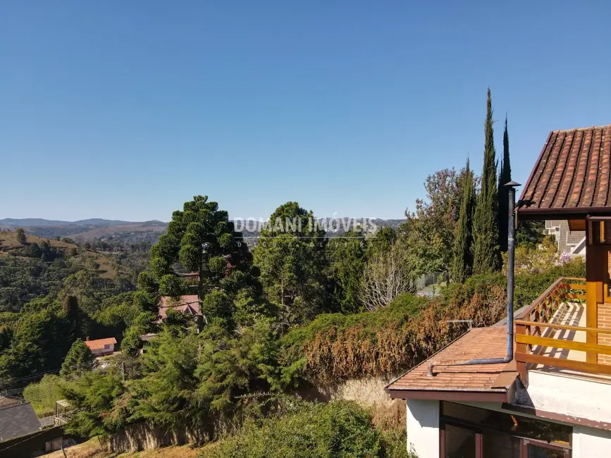 Foto 5 de Casa com 3 quartos à venda, 242m2 em Campos Do Jordao - SP