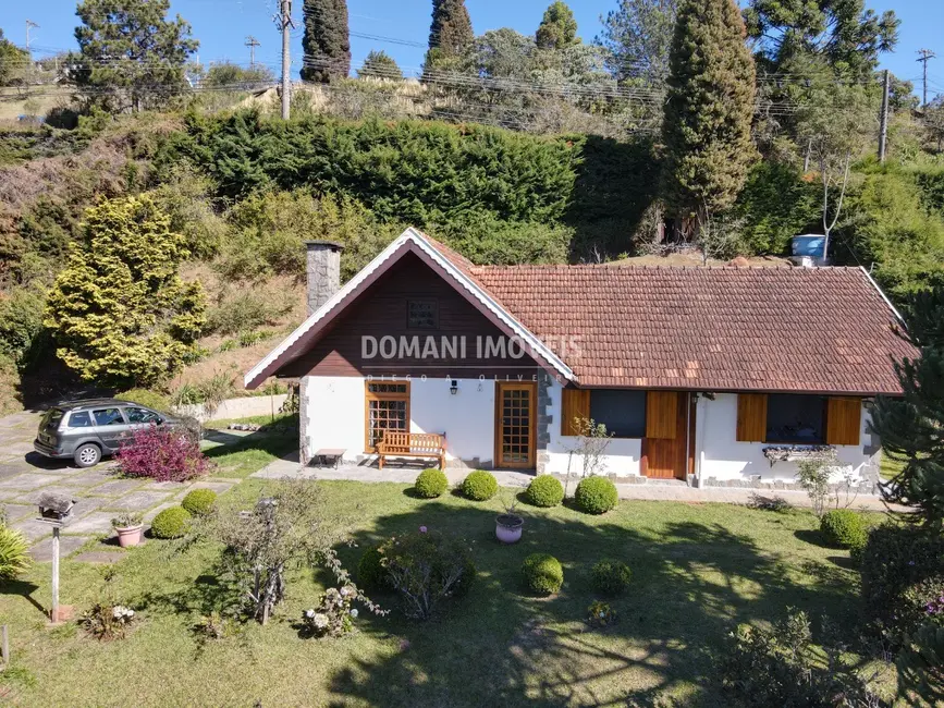 Foto 3 de Casa com 3 quartos à venda, 242m2 em Campos Do Jordao - SP