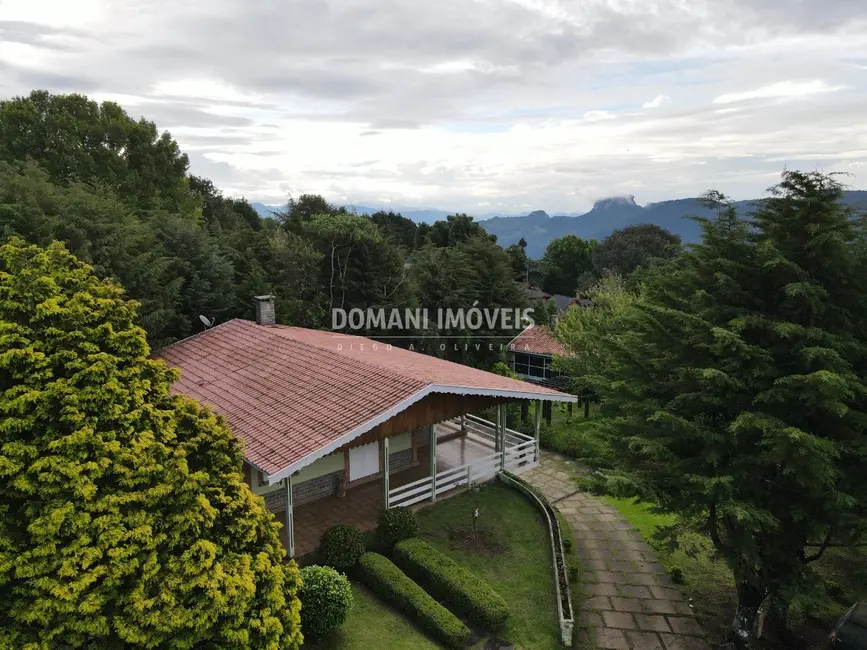 Foto 1 de Casa com 1 quarto à venda, 594m2 em Campos Do Jordao - SP