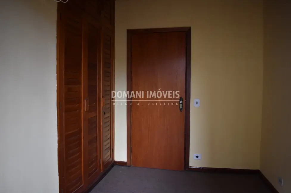 Apartamento com 3 quartos à venda, 123m2 em Campos Do Jordao - SP - imagem 9 Foto 9 de Apartamento com 3 quartos à venda, 123m2 em Campos Do Jordao - SP