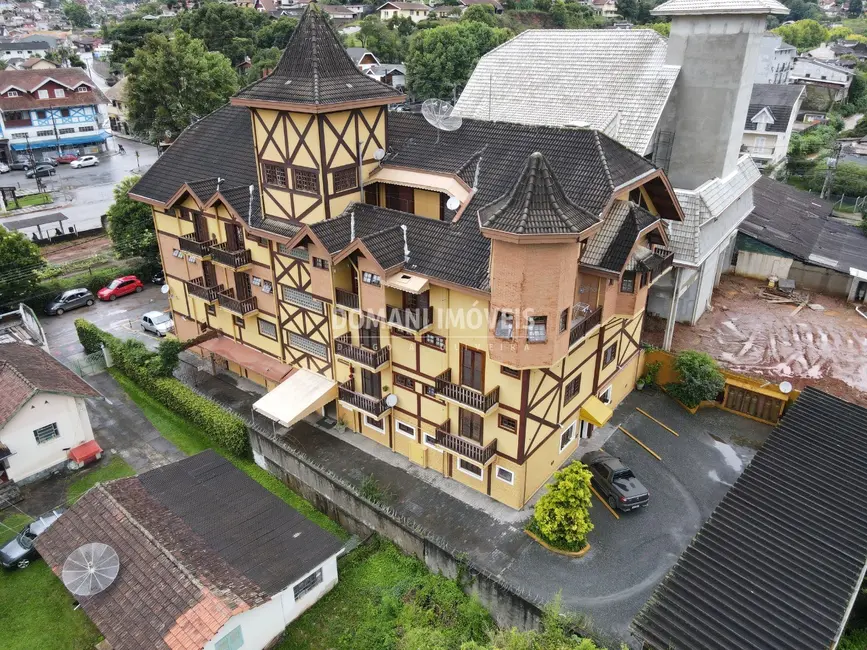 Apartamento com 3 quartos à venda, 123m2 em Campos Do Jordao - SP - imagem 3 Foto 3 de Apartamento com 3 quartos à venda, 123m2 em Campos Do Jordao - SP