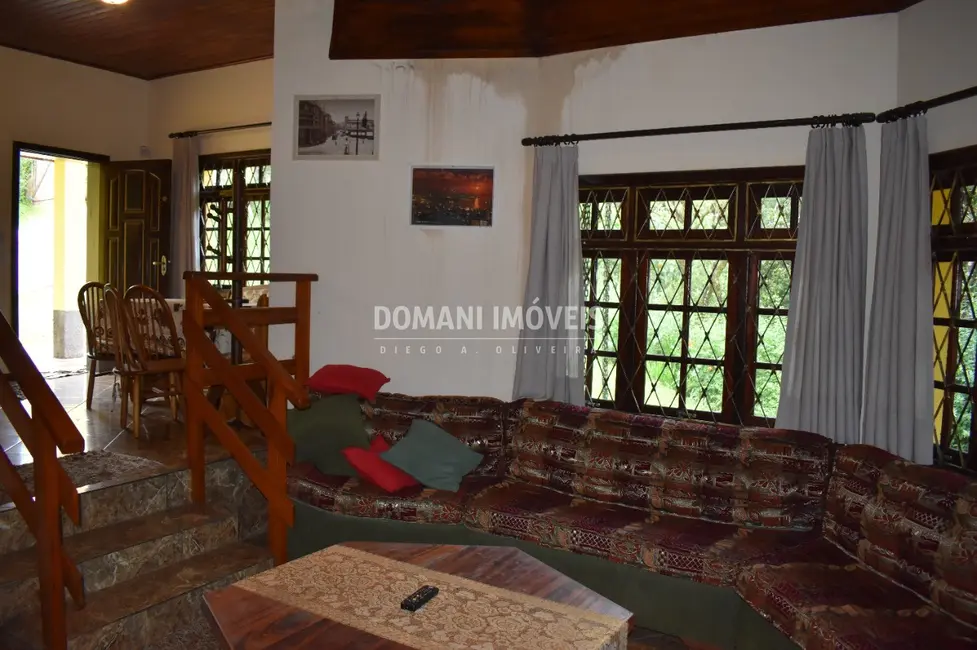 Foto 7 de Casa com 3 quartos à venda, 125m2 em Campos Do Jordao - SP