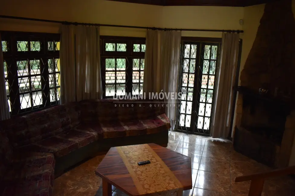 Foto 6 de Casa com 3 quartos à venda, 125m2 em Campos Do Jordao - SP