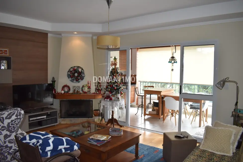 Foto 4 de Apartamento com 3 quartos à venda, 143m2 em Campos Do Jordao - SP