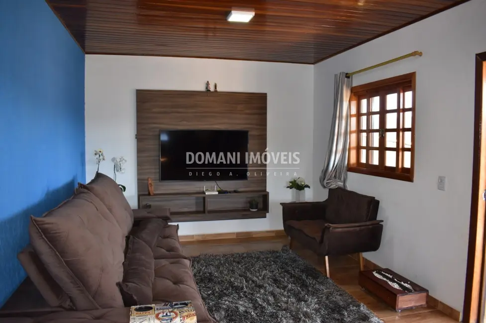 Casa com 3 quartos para alugar, 180m2 em Campos Do Jordao - SP - imagem 6 Foto 6 de Casa com 3 quartos para alugar, 180m2 em Campos Do Jordao - SP