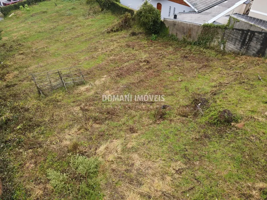 Foto 2 de Terreno / Lote à venda, 1060m2 em Campos Do Jordao - SP