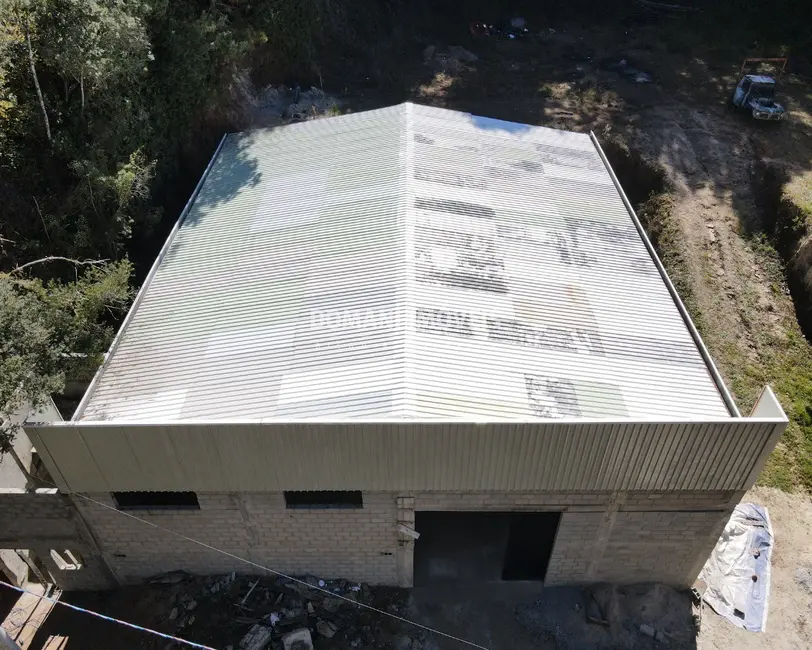 Armazém / Galpão à venda e para alugar, 492m2 em Campos Do Jordao - SP - imagem 3 Foto 3 de Armazém / Galpão à venda e para alugar, 492m2 em Campos Do Jordao - SP