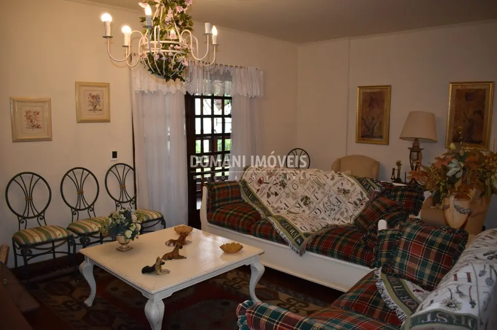 Foto 9 de Apartamento com 3 quartos à venda, 153m2 em Campos Do Jordao - SP