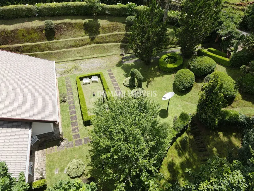 Foto 5 de Casa de Condomínio com 3 quartos à venda, 170m2 em Campos Do Jordao - SP