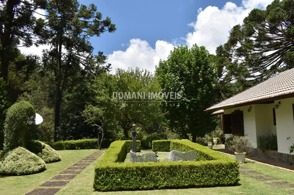 Foto 7 de Casa de Condomínio com 3 quartos à venda, 170m2 em Campos Do Jordao - SP