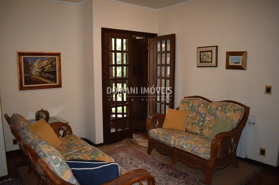 Apartamento com 5 quartos à venda, 300m2 em Campos Do Jordao - SP - imagem 9 Foto 9 de Apartamento com 5 quartos à venda, 300m2 em Campos Do Jordao - SP