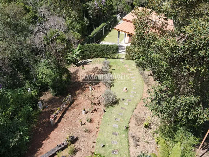 Foto 7 de Casa com 2 quartos à venda, 161m2 em Campos Do Jordao - SP