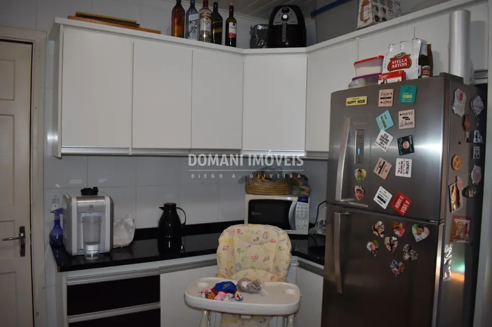 Foto 6 de Casa com 3 quartos à venda, 121m2 em Campos Do Jordao - SP