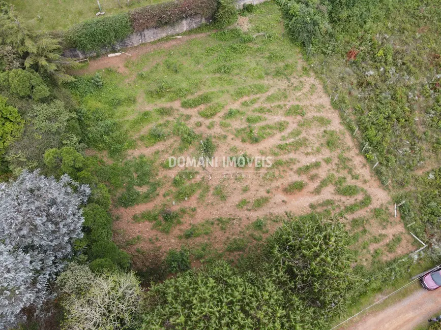 Foto 1 de Terreno / Lote à venda, 1050m2 em Campos Do Jordao - SP