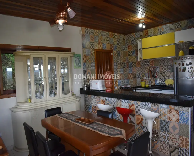 Foto 6 de Casa com 2 quartos à venda, 80m2 em Campos Do Jordao - SP