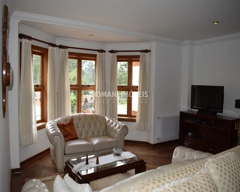 Foto 7 de Apartamento com 3 quartos à venda, 160m2 em Campos Do Jordao - SP