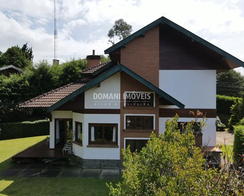 Foto 2 de Casa com 3 quartos à venda, 251m2 em Campos Do Jordao - SP