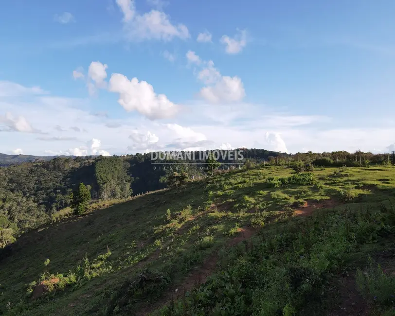 Foto 2 de Terreno / Lote à venda em Campos Do Jordao - SP