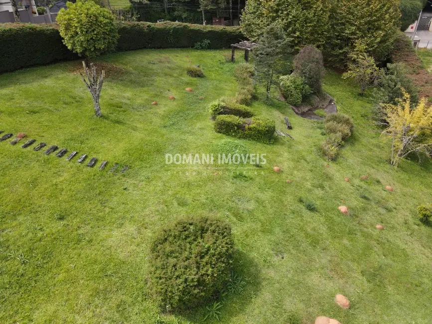 Terreno / Lote à venda, 1370m2 em Campos Do Jordao - SP - imagem 4 Foto 4 de Terreno / Lote à venda, 1370m2 em Campos Do Jordao - SP