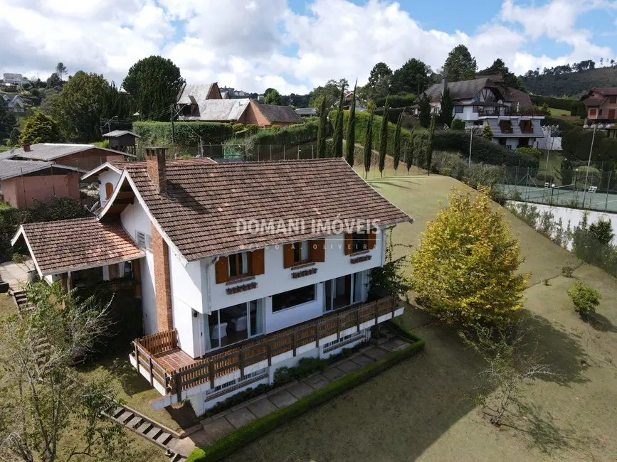 Foto 2 de Casa com 5 quartos à venda, 371m2 em Campos Do Jordao - SP