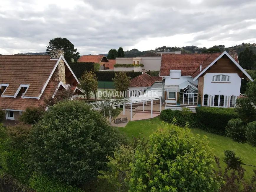 Foto 2 de Casa com 6 quartos à venda, 1106m2 em Campos Do Jordao - SP