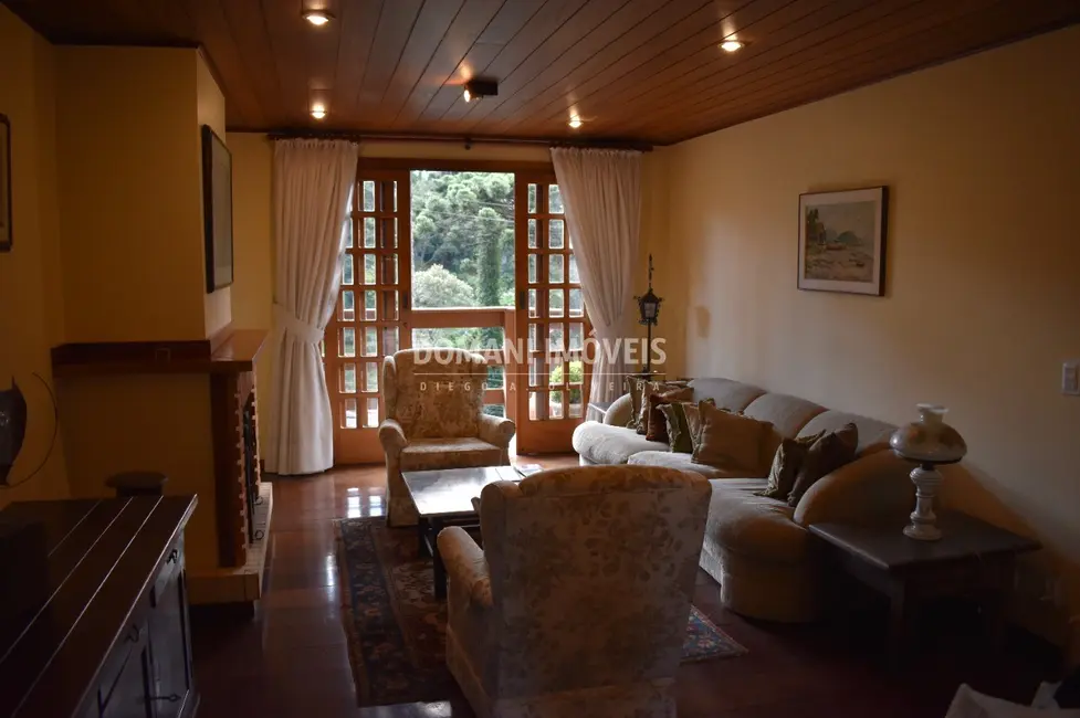 Foto 9 de Apartamento com 3 quartos à venda, 117m2 em Campos Do Jordao - SP