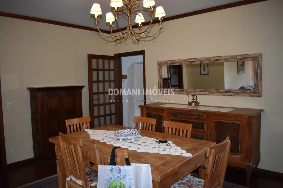 Foto 7 de Apartamento com 3 quartos à venda, 117m2 em Campos Do Jordao - SP