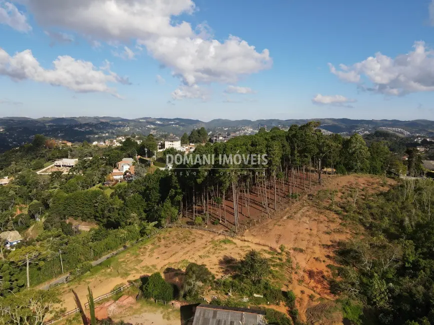 Foto 1 de Terreno / Lote à venda em Campos Do Jordao - SP