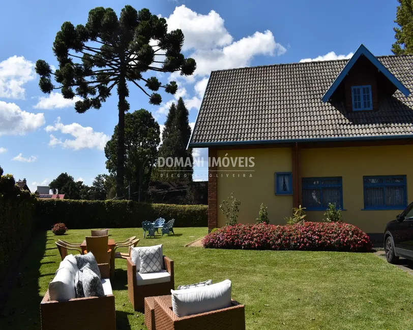 Foto 6 de Casa com 5 quartos à venda, 581m2 em Campos Do Jordao - SP