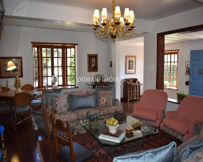 Foto 9 de Casa com 5 quartos à venda, 581m2 em Campos Do Jordao - SP