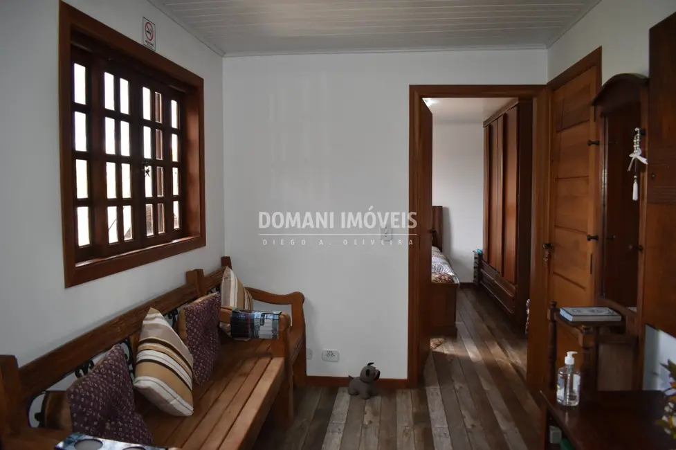 Foto 7 de Casa com 3 quartos à venda, 150m2 em Campos Do Jordao - SP