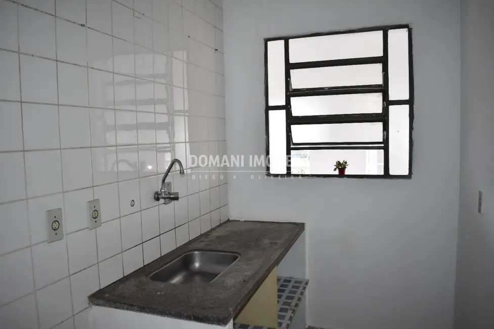 Foto 8 de Casa com 2 quartos à venda, 64m2 em Campos Do Jordao - SP