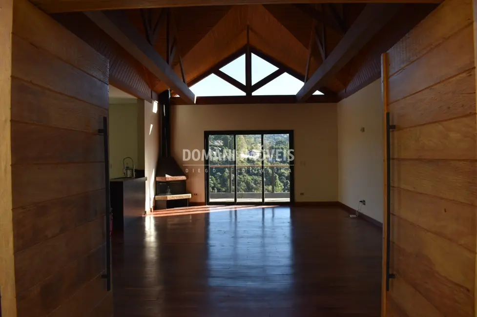 Foto 8 de Casa com 3 quartos à venda, 200m2 em Campos Do Jordao - SP