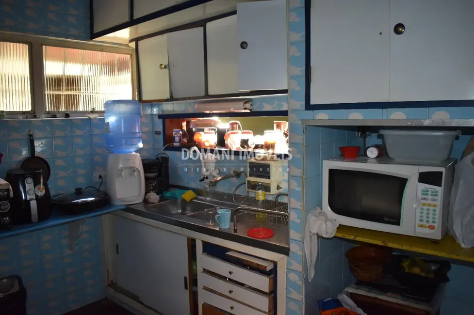 Foto 9 de Casa com 4 quartos à venda, 195m2 em Campos Do Jordao - SP