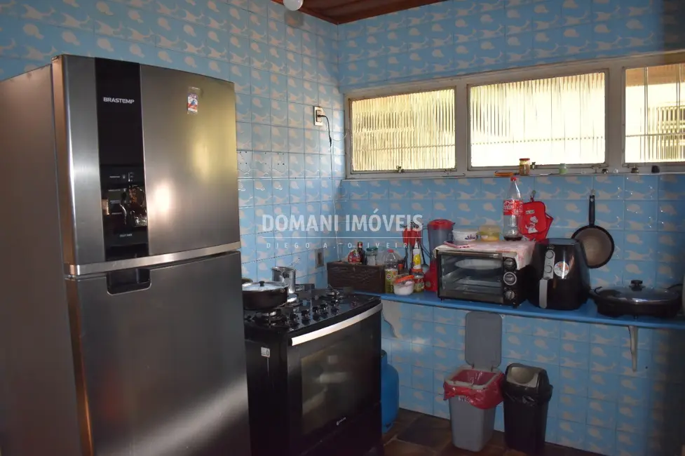 Foto 8 de Casa com 4 quartos à venda, 195m2 em Campos Do Jordao - SP