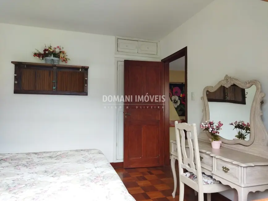 Foto 5 de Casa com 2 quartos à venda, 130m2 em Campos Do Jordao - SP