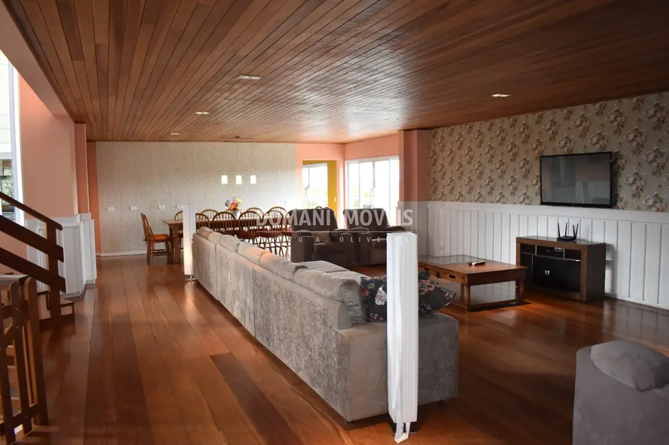 Foto 9 de Casa com 6 quartos à venda, 865m2 em Campos Do Jordao - SP