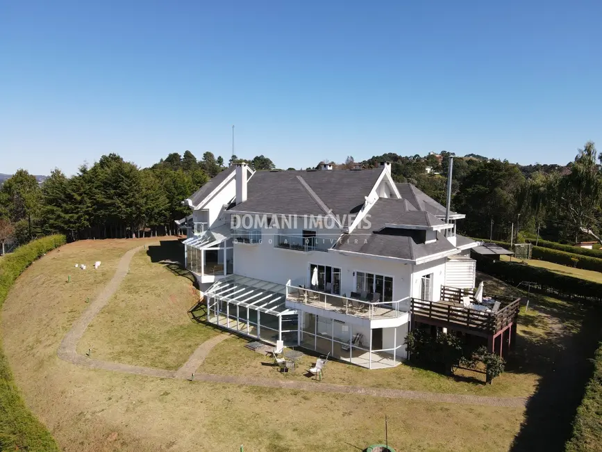 Foto 1 de Casa com 6 quartos à venda, 865m2 em Campos Do Jordao - SP