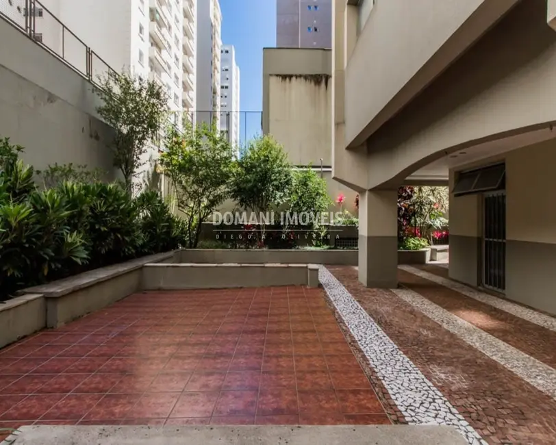 Foto 3 de Apartamento com 1 quarto à venda e para alugar, 33m2 em São Paulo - SP