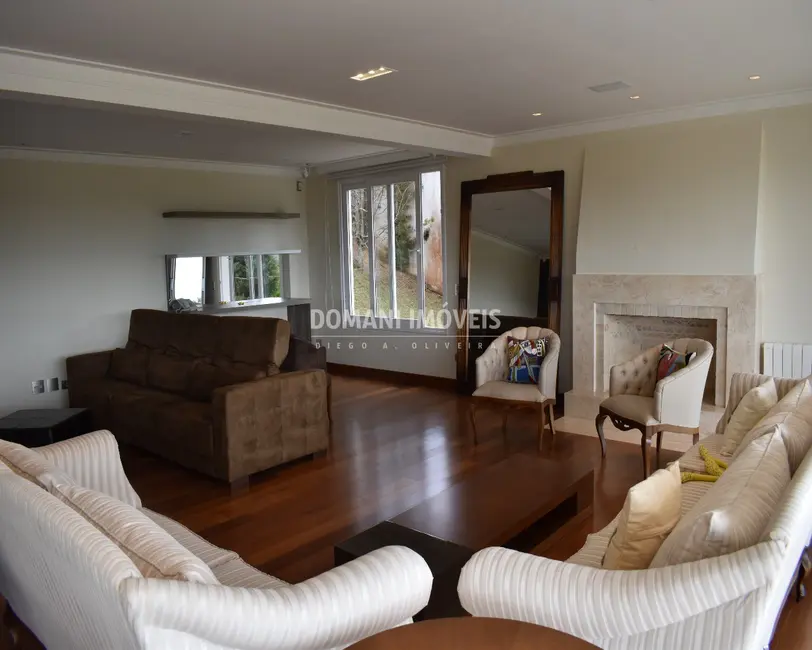 Casa com 6 quartos à venda, 980m2 em Campos Do Jordao - SP - imagem 9 Foto 9 de Casa com 6 quartos à venda, 980m2 em Campos Do Jordao - SP