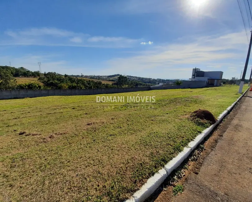 Foto 3 de Terreno / Lote à venda, 1003m2 em Taubate - SP