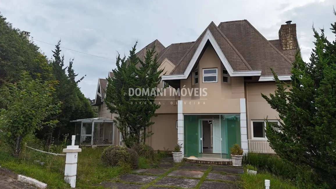 Casa de Condomínio com 4 quartos à venda, 353m2 em Campos Do Jordao - SP - imagem 4 Foto 4 de Casa de Condomínio com 4 quartos à venda, 353m2 em Campos Do Jordao - SP