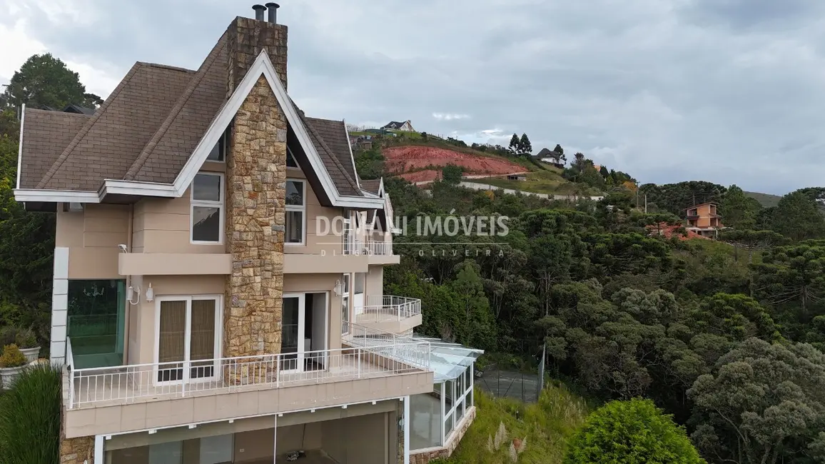 Casa de Condomínio com 4 quartos à venda, 353m2 em Campos Do Jordao - SP - imagem 3 Foto 3 de Casa de Condomínio com 4 quartos à venda, 353m2 em Campos Do Jordao - SP