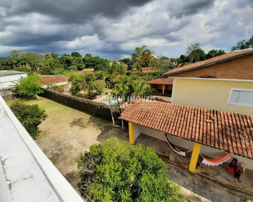 Foto 3 de Casa com 4 quartos à venda, 300m2 em Tremembe - SP