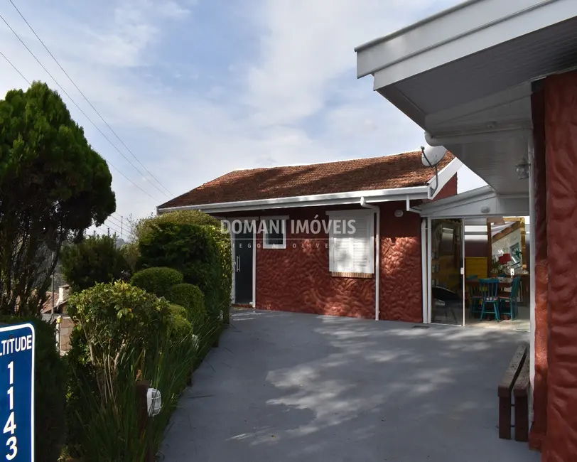 Foto 3 de Casa com 2 quartos à venda, 170m2 em Campos Do Jordao - SP