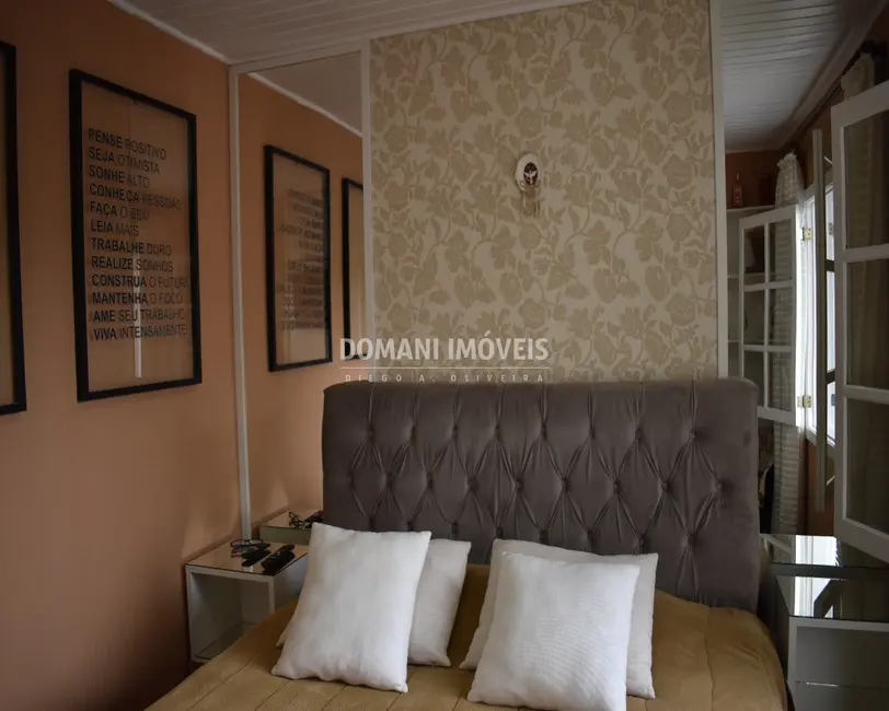 Foto 8 de Casa com 2 quartos à venda, 170m2 em Campos Do Jordao - SP