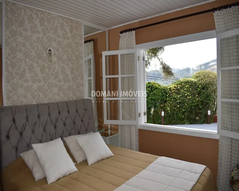 Foto 7 de Casa com 2 quartos à venda, 170m2 em Campos Do Jordao - SP