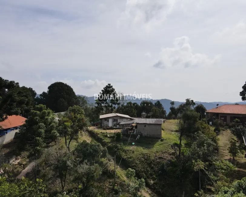 Foto 1 de Casa com 4 quartos à venda, 172m2 em Campos Do Jordao - SP