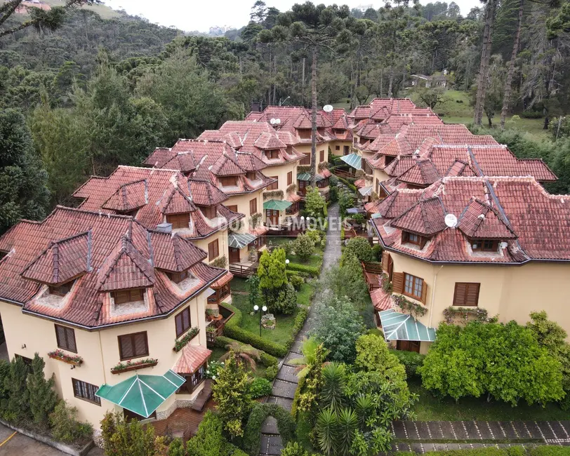Foto 2 de Casa de Condomínio com 4 quartos à venda, 170m2 em Campos Do Jordao - SP