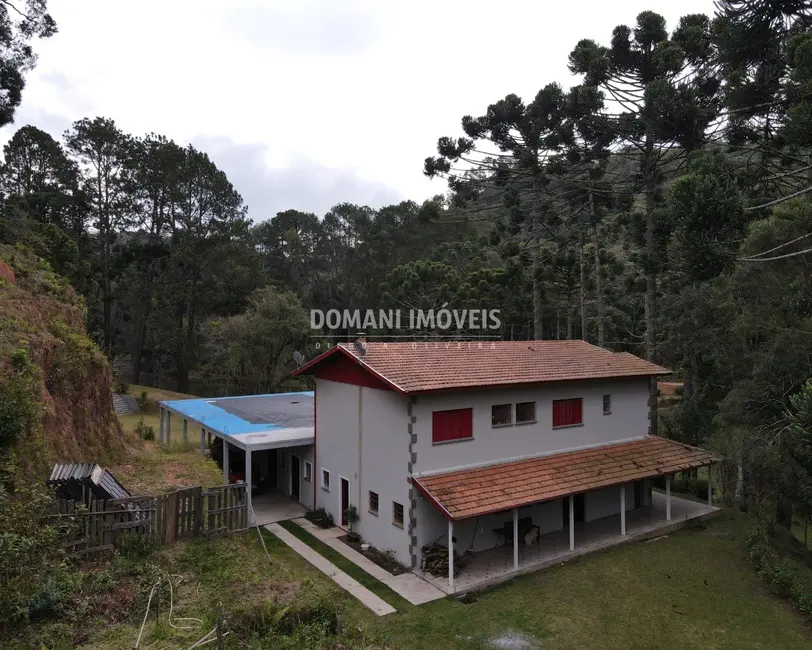 Foto 2 de Sítio / Rancho com 4 quartos à venda e para alugar, 385m2 em Campos Do Jordao - SP